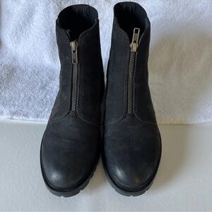 Stylish Black Ankle Boots with Zipper